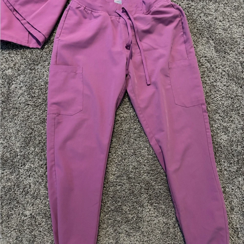 Mandala Scrub Set - Picture 5 of 5